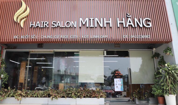 Salon Minh Hằng là địa chỉ uy tín và chuyên nghiệp trong lĩnh vực làm đẹp tại Hà Nội với đội ngũ chuyên gia tay nghề cao và sử dụng các sản phẩm chất lượng cao.
